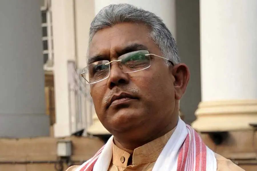 Dilip Ghosh:”রাতভর সঙ্গ,সকালেই সতী!”দিলীপের মন্তব্যে উত্তাল বঙ্গ রাজনীতি