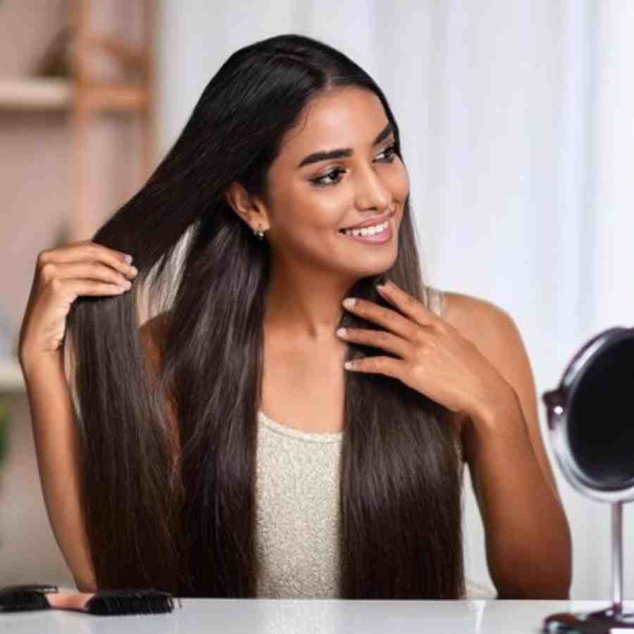 Haircare: ঘরোয়া উপায়েই চুলে ফিরুক জেল্লা