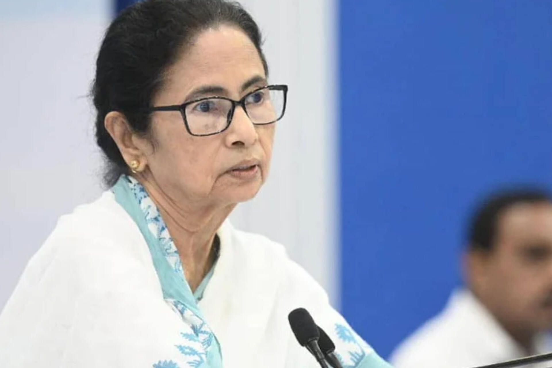 Mamata Banerjee: পুলওয়ামা-পহেলগাঁও : ‘রক্তের উপর রাজনীতি নয়’, বিধানসভায় বার্তা মুখ্যমন্ত্রীর
