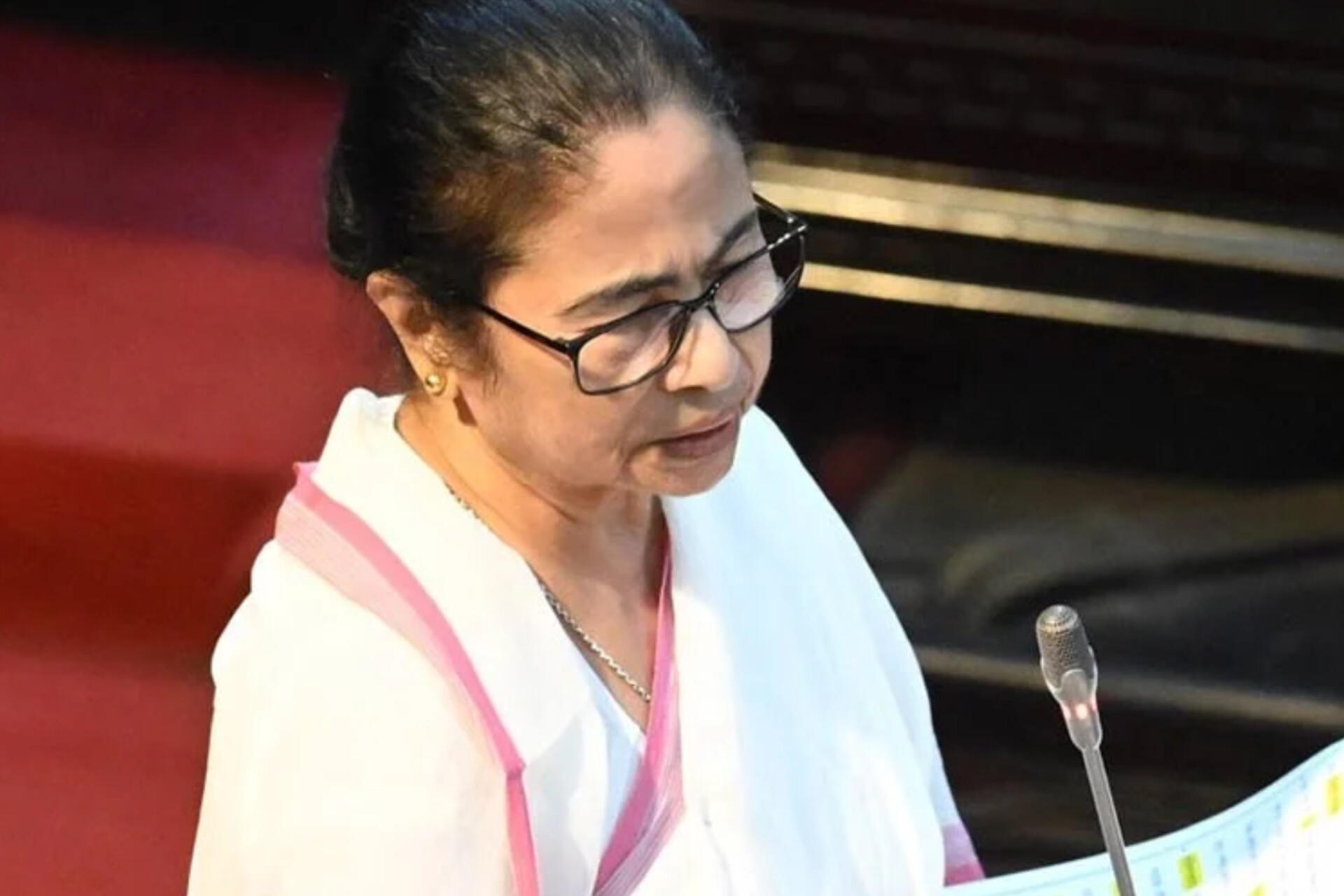 Mamata Banerjee: বিধানসভায় মুখ্যমন্ত্রীর বক্তৃতার সংকলন: মমতা বন্দ্যোপাধ্যায়ের যুগপোযোগী পথচলার দলিল