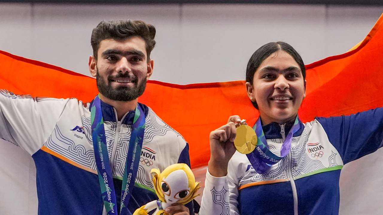 এশিয়াডে দ্বিতীয় সোনা ভারতের, শেষ মুহূর্তের দলবদলেই বাজিমাত