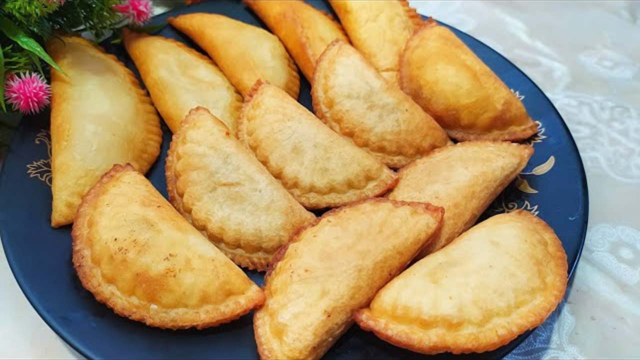 বাড়িতে বানিয়ে নিন নারকেলের প্যারাকি